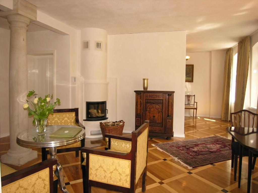 Apartmenthaus Albrechtsburg Bad Schandau Ruang foto